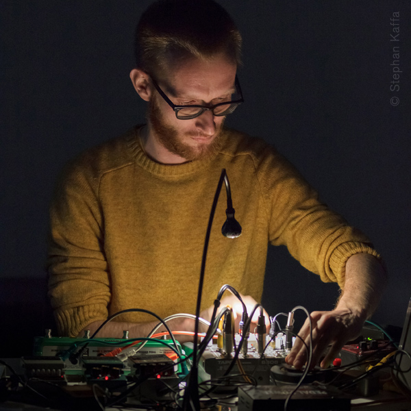 Cafeoto's tweet photo. Matchess and Machinefabriek perform on the 21st of April as part of a stacked bill presented by @phantomlimbls &amp; @kimyh1003. 
https://t.co/ImQ4BkSIEn https://t.co/AqHnGAKUh3