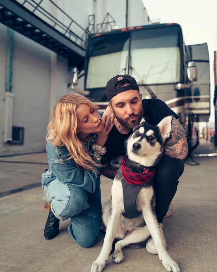 RichRescues's tweet photo. Happy #nationalpuppyday to our new “little” wolf YUKON. He’s 6.5 months and growing rapidly. On the road I make visits with my rescue initiative @richrescues to shelters in the towns we are touring, to raise awareness to fans in those cities, of the animals in need of a home. https://t.co/1RZaKdJFTc