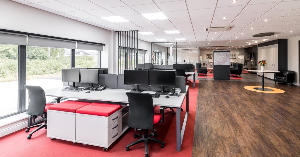 APS_Projects's tweet image. Have You Been Considering Flooring For Your Corporate Re-design? 🪵🧱✨
APS can provide full flooring designs, space planning and installation. Our project managers will incorporate this into the overall project to ensure every element runs smoothly.
🖥: bit.ly/33QsM0U