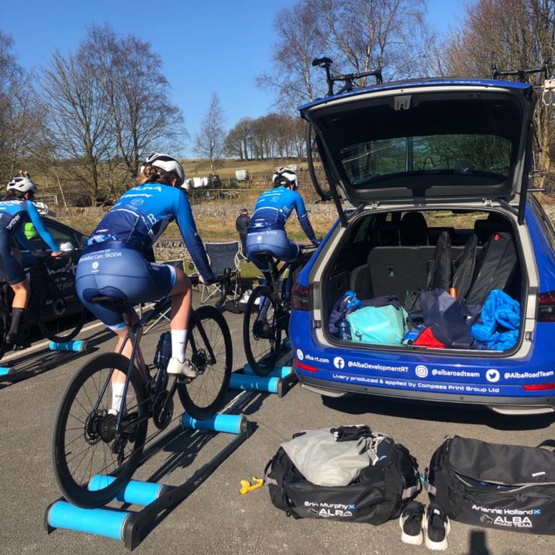 johnclarkskoda's tweet photo. Some of the @AlbaRoadTeam stretching their legs at the weekend! 🚲
Keep an eye on our channels to stay date with the team.
#ADRT2022 #femalecycling #cycling https://t.co/NwsjT1WN03