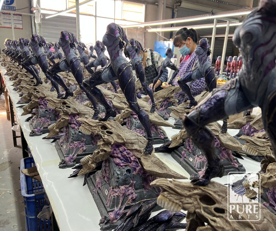 Kai'Sa's assemble! 😈

📷 Production pics of our Kai'Sa 1/4 Scale Statue
RT if you pre-ordered before they sold out 😮

#LeagueofLegends #Kaisa