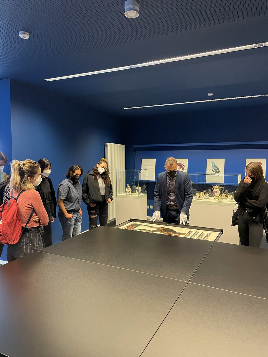 Im Rahmen unserer #DigitalHumanities #Spring22 School waren wir heute zu Gast in der Bavariathek und konnten uns #Digitalisierung im Bereich der Vermittlung und Museumsarbeit näher ansehen. <a href="/MedienInfRgb/">Medieninformatik Rgb</a>
