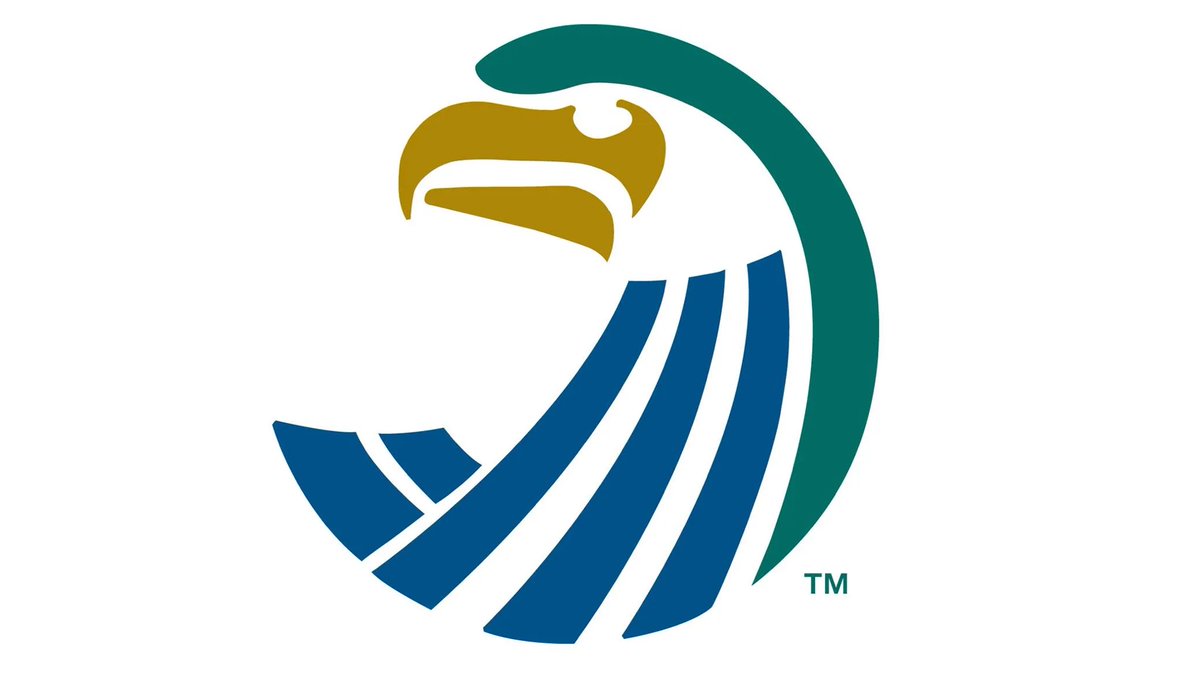garrettmcc4's tweet photo. Extremely proud to announce that I will be continuing my football career at Salve Regina University! Huge thanks to @GilmartinKevin for the opportunity to continue to play the game I love, go Seahawks @Salve_Football https://t.co/9jpzMdAEaF