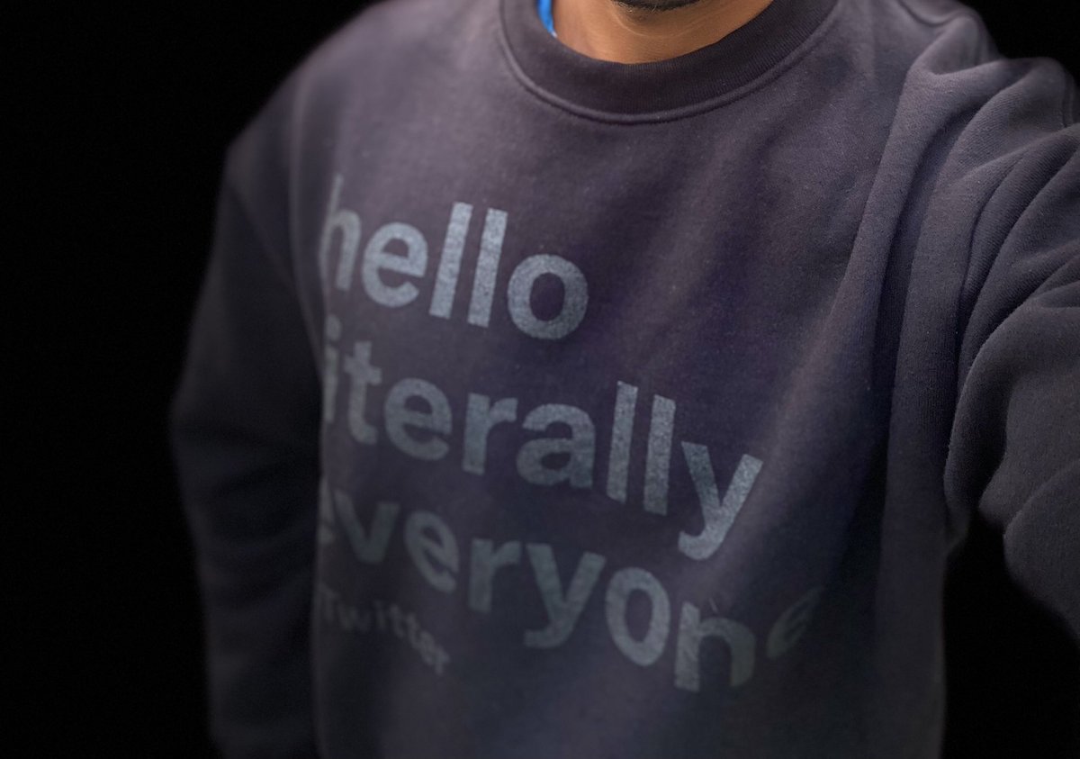 HugoRodriguezN's tweet photo. Loving my #OneTeam gift! #HelloLiterallyEveryone https://t.co/nIYppB2l7a