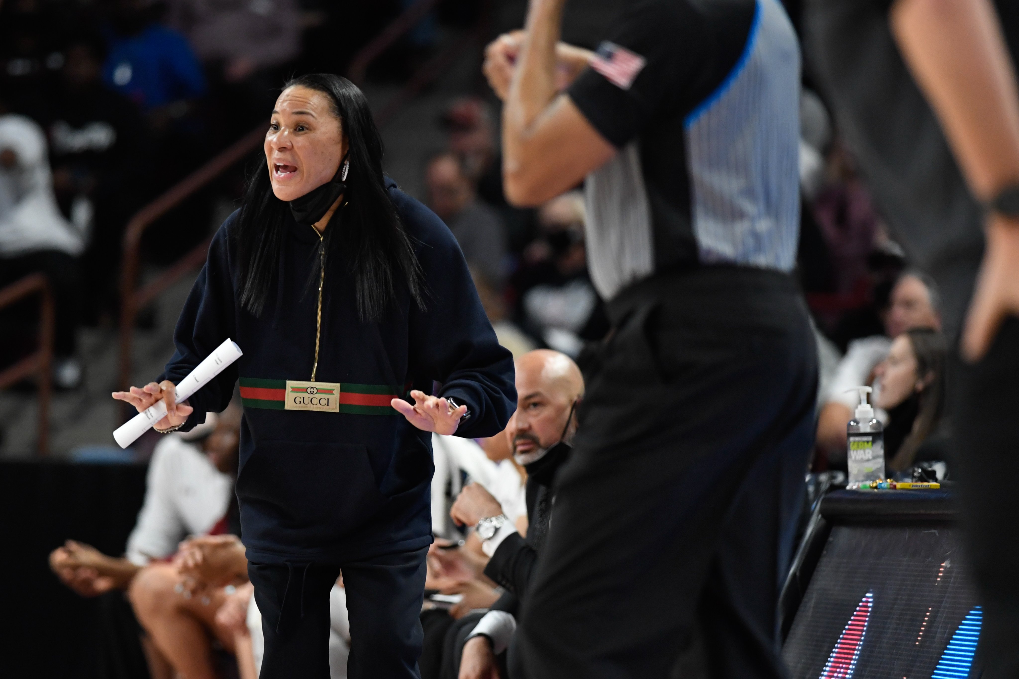 GQ Sports on X: Dawn Staley might just be the best-dressed coach in  basketball 🔥 #MarchMadness  / X