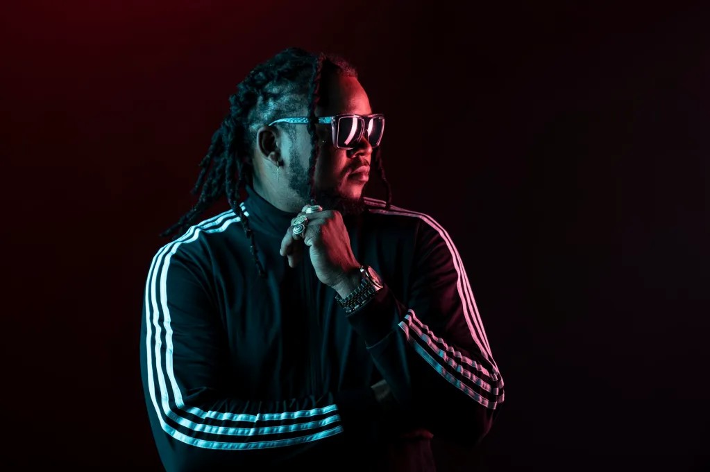zonavipweb's tweet photo. EL LÍDER DEL DEMBOW DOMINICANO @MrManyaoRd RECONQUISTA LATINOAMÉRICA CON SU TEMA #CORONANDO JUNTO A @BuduOriginal, #CLANDESTINO Y #ZAPATA. Ver #NotaDePrensa por https://t.co/iT8E14tg3G gracias a @majoproductora RT https://t.co/QKEWe4HW3a