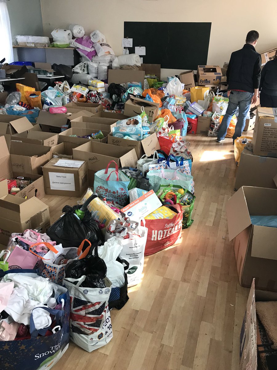 MrPotter2021's tweet photo. All dropped and off and ready to be sent to Poland. Thank you to all parents who contributed to our collection and thank you to all school council members for helping to organise and collect all the items 👍🏼@nsprimary https://t.co/Z2w0EU56QZ