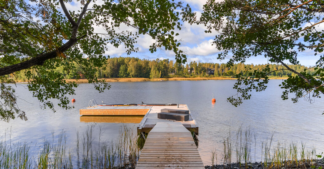 House Hunting in Finland: On the Baltic Sea in Greater Helsinki https://t.co/BdCbaGbDL2 https://t.co/hoxAiMoV7d