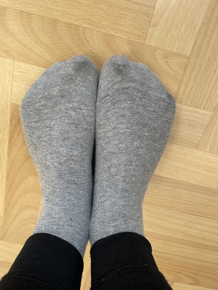 MistressMoneyP's tweet photo. Slightly sweaty socks from gardening #socks #sweatyfeet https://t.co/aVHBij7kSE