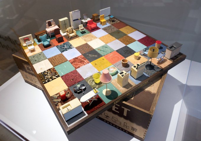 womensart1's tweet photo. Chess Set, 2005 by Rachel Whiteread #WomensArt https://t.co/oYX5KUqDc5