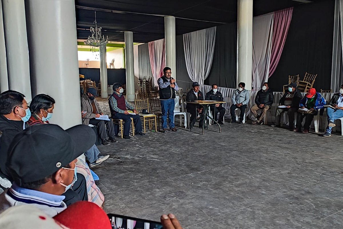 CarlosZeballosC's tweet photo. Me reuní con el comité de gestión del Proyecto Agua y Desagüe de la provincia de San Román, para informar los avances de la articulación de trabajos realizados frente a las entidades correspondientes para la ejecución del proyecto.

@yonhy_lescano @Peru_Democratic @congresoperu https://t.co/hcXedA1COM