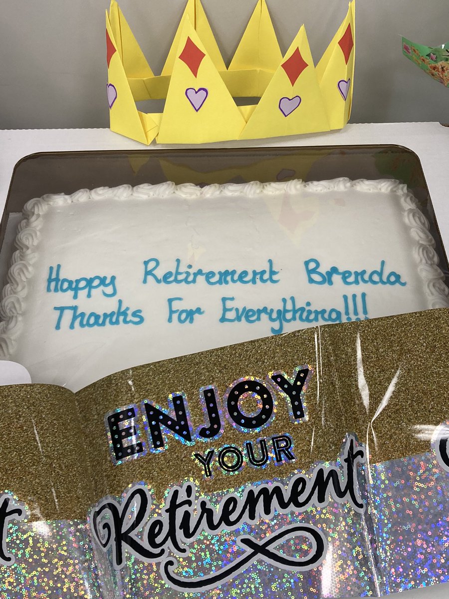 CharGoodallRMN's tweet photo. Fantastic day facilitating the Phoenix and Pegasus Away Day with my fellow DWMs. A fab time was had by all. We created our visions for the service and celebrated the brilliant Brenda who retires tomorrow after 22 years of service, Queen of J17 👑 @MollyFare1 @NurseKTasker https://t.co/IV5wuwrG6U