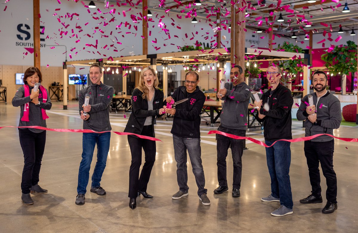 For too long, developers and entrepreneurs have not had access to 5G technology or expertise required to innovate. We're proud to announce that Tech Experience #5GHub is now officially open! 🎉