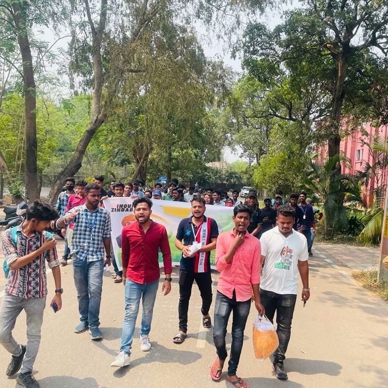 Kraantidhara's tweet photo. 1. Campus March
2. Documentary
3. Public speaking program on saheed diwas 
#ravenshawuniversity
#SaheedDiwas
#bhagathsingh
#SukhdevThapar
#Rajguru https://t.co/uQYsnfd74K