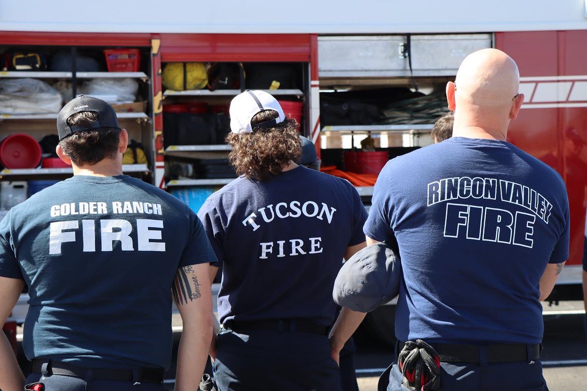TucsonFireDept's tweet photo. HAZMAT TRAINING π¦ β οΈ The Tucson Public Safety Safety Academy AND #TucsonFire are hosting our regional partners for hazardous materials technician training. The life of a firefighter, always learning, always improving! π©βπ #TFD #GRFD #NWFD #RVFD #RMFD #SEFD https://t.co/lUdqehNvdz