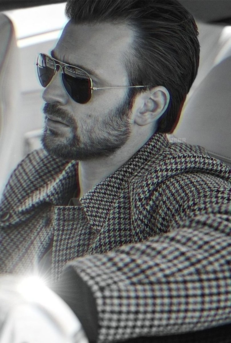 ⍟ 𝐂𝐀𝐏𝐒𝐈𝐂𝐋𝐄 ⍟ (parody) tweet media