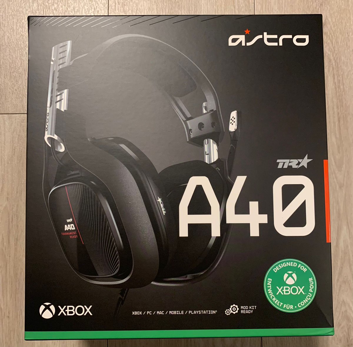 SirEbbY_'s tweet photo. I'm giving away my brand new Astro A40 TR headset (without MixAmp), which I only unpacked once to see if it works. I don't need it, so maybe one of you does. 
Follow + RT + tag a friend to enter.
Winner will be chosen on March 31st. Good luck 🍀 https://t.co/1oUMEuA7Aa