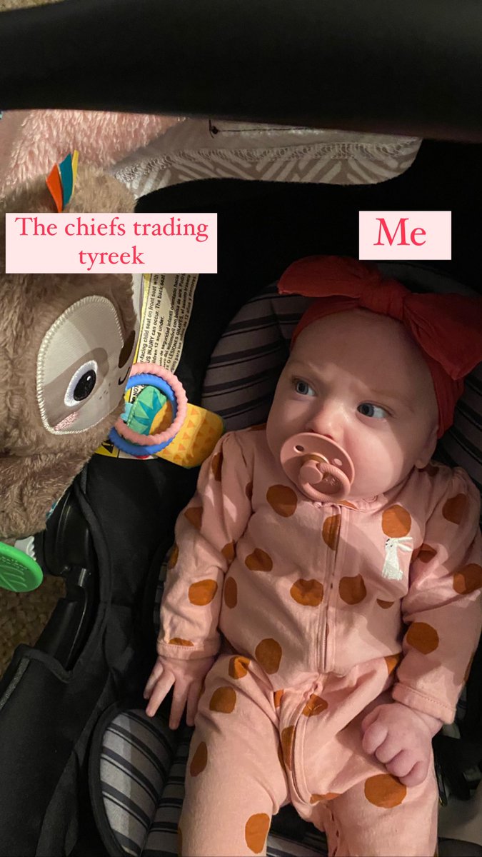 Coachkingg1's tweet photo. My thoughts on Tyreek leaving ft. My girl https://t.co/tMBrSrJWPK
