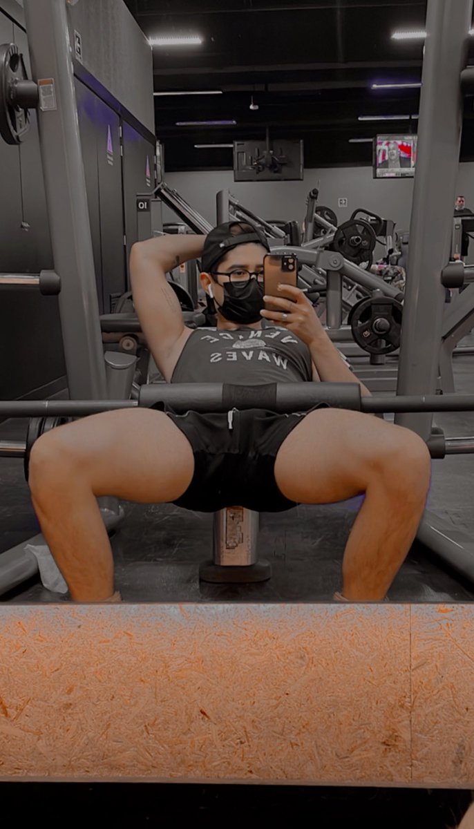 bennybeker's tweet photo. Trepate 🏋🏽 https://t.co/i222RE3TZV