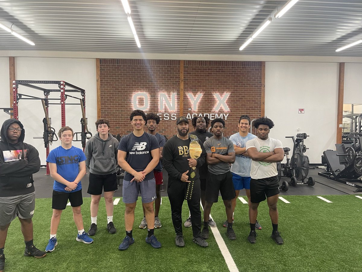 ArmedPHorce's tweet photo. https://t.co/ryYOL3dMsx

Focus of Shoulder stability and core strength which is key component and important as of sustained upper body strength. 💪🏾💪🏾💪🏾💪🏾 The BBA Way.

#BBAATHLETICS
#ONYXFITNESSACADEMY https://t.co/7p8S1OE5t8