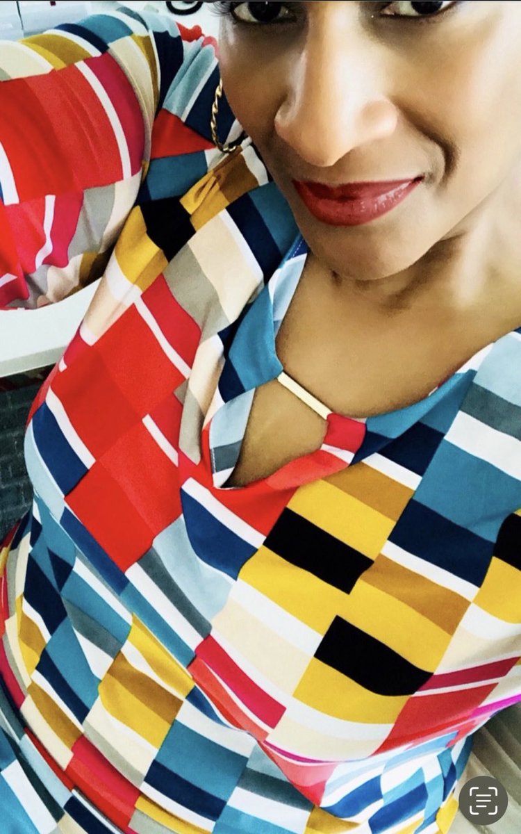 NikkiWoods's tweet photo. I prefer living my life in color. 😉
.
.
.
. 
#motivation #entrepreneur  #success  #executein2022  #change  #growth #prthatconverts #nikkiwoods
#thejoyproject #beautyinthebrokenpieces #prforexperts https://t.co/sObnwUSVUi