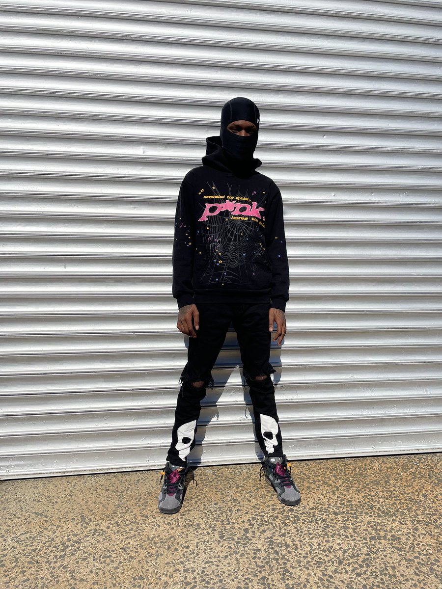 Freshmoney150's tweet photo. I was tryna tell you I’m improving 🖤 #KillHate📸 https://t.co/hXNq10VzX7