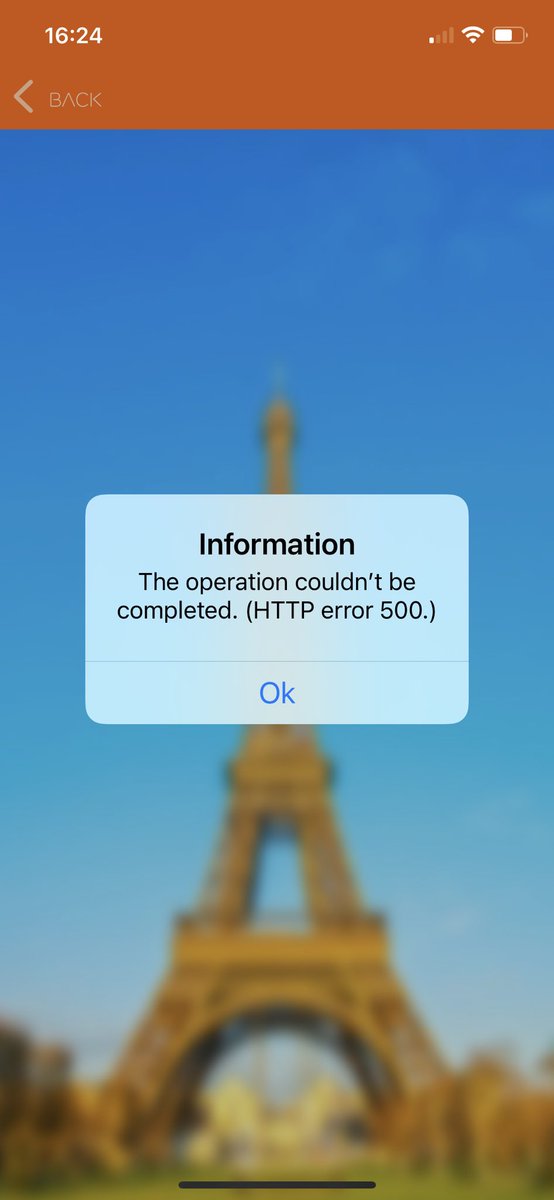 GGSTARROCKS's tweet photo. @easyJet I’m trying to add on extra luggage as our cabin bags don’t meet your sizes for small but keep getting this error when I try and pay https://t.co/H35E49fAsN