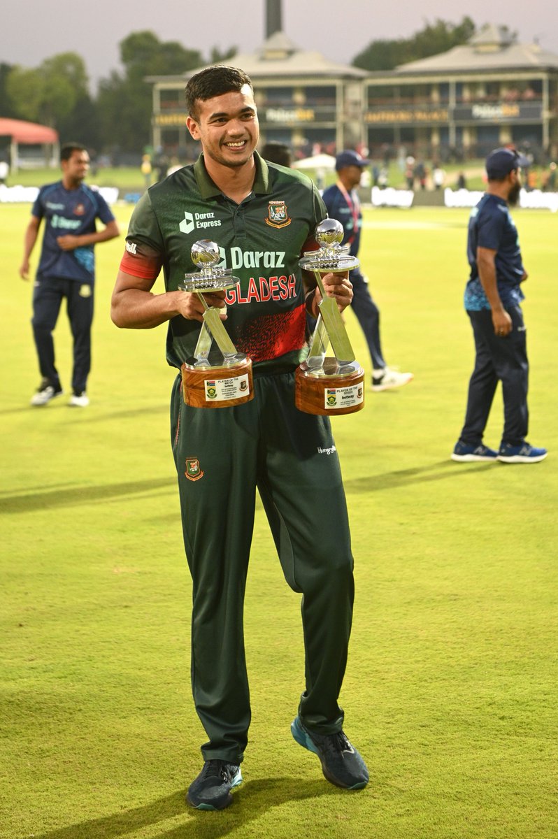 BCBtigers's tweet photo. A day to remember!

Bangladesh with their first-ever ODI series win in South Africa with a dominating 9-wicket victory in the final match! 

PHOTO CREDIT: Cricket South Africa 

#BCB #Cricket #SAvBAN https://t.co/9IyKR2Yr1k