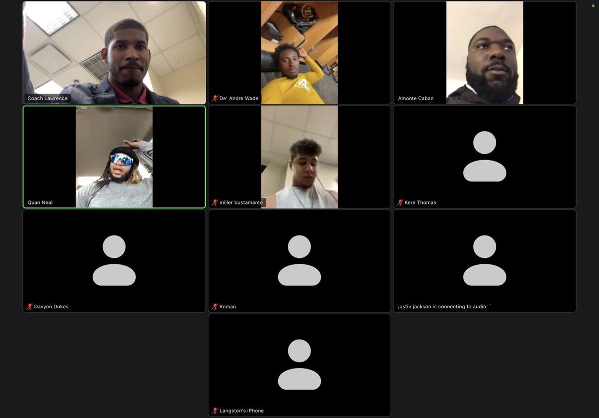 CoachLawrenceJR's tweet image. Thank you @amonte_caban for giving out some free game to @PointFootball secondary this afternoon! #IntangibleWealth #Mentorship