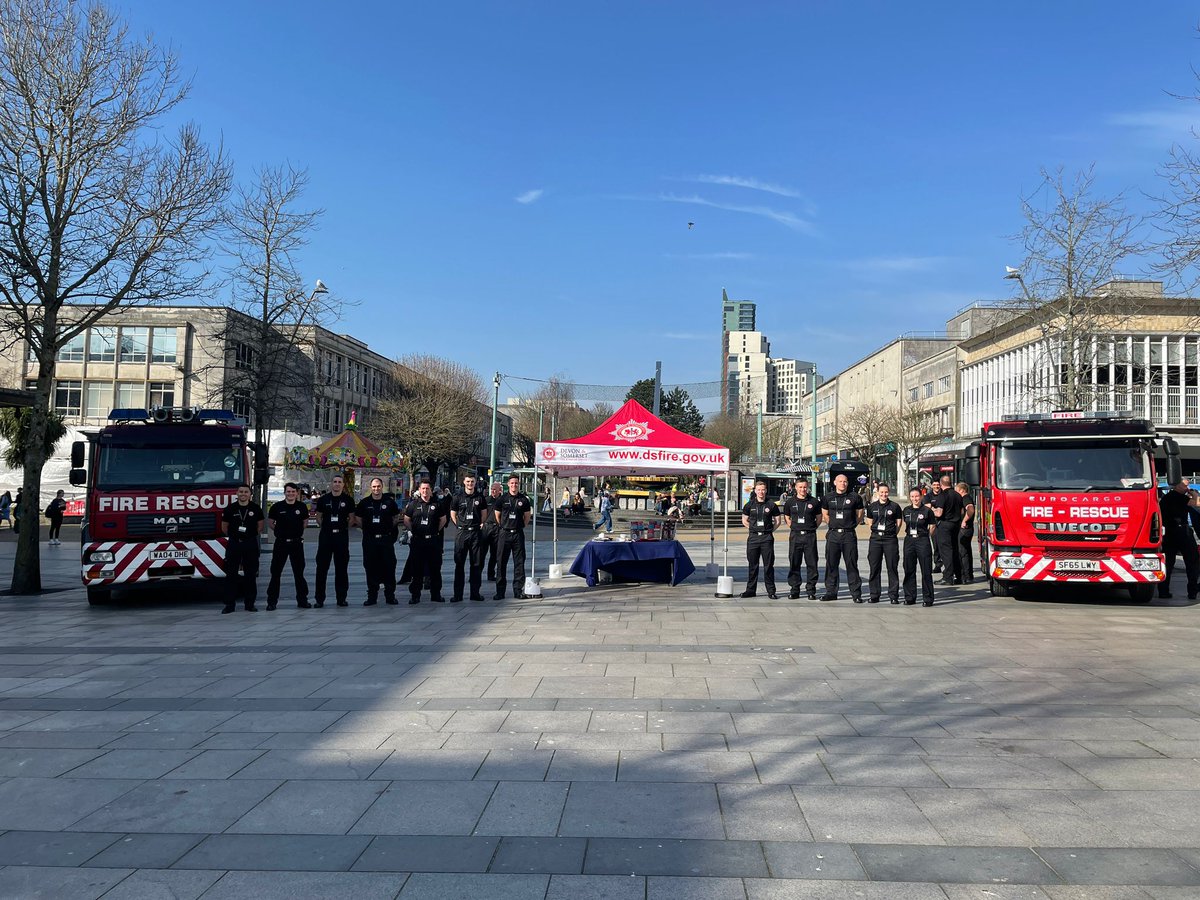 R1/22 recruits had a brilliant day with the Plymouth Prevention team and Greenbank fire crews to promote the hazards surrounding Emollients. A positive experience and great community engagement.<a href="/DSFireUpdates/">Devon and Somerset Fire and Rescue Service</a> <a href="/noblett_john/">John Noblett</a>
