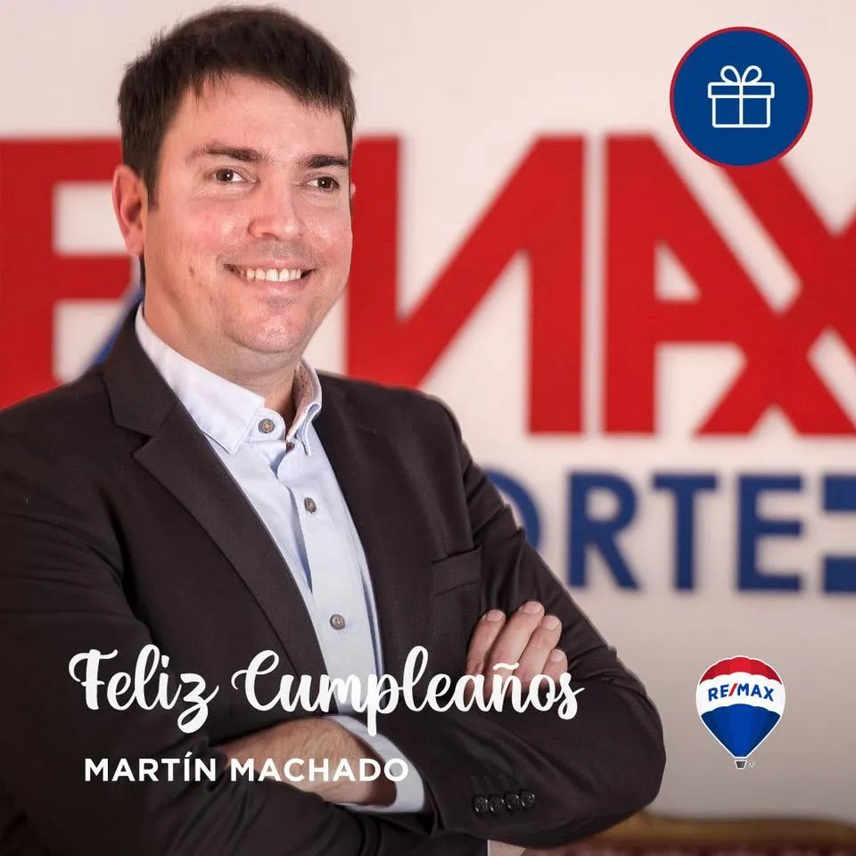 ¡¡¡FELIZ CUMPLE MARTÍN!!! 💥💥

Estamos de celebraciones con el cumple MARTIN MACHADO #RemaxNorte 
#Liderazgo