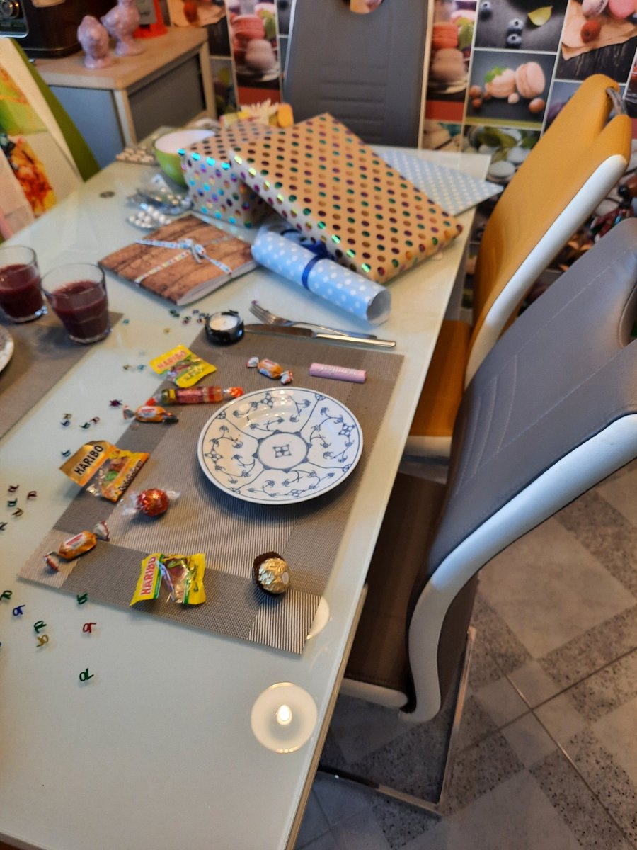 Zu meinem 70 Ten Geburtstag , habe mich sehr gefreut.