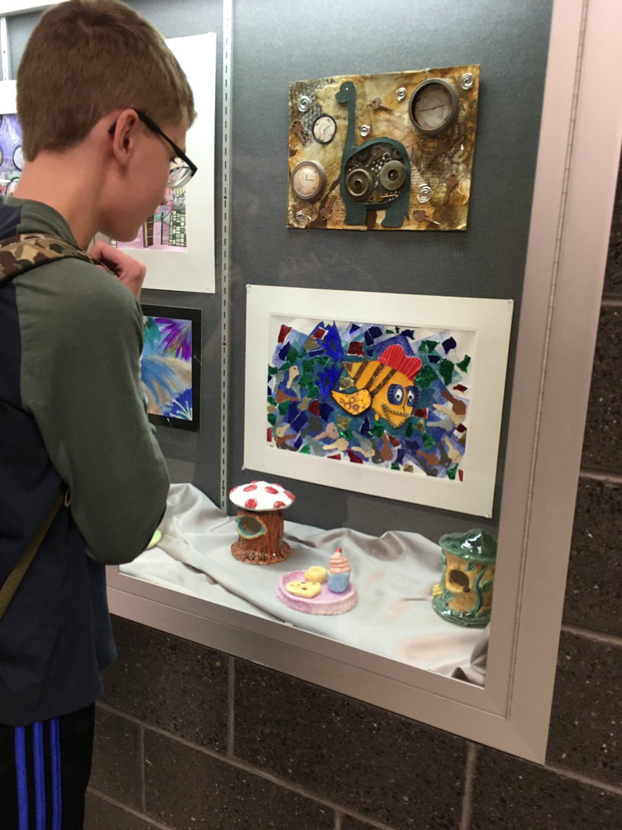 We got another artist in da house of room 164 🎉🎉