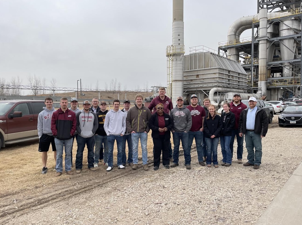 Agri401 Crop Production toured Plymouth Energy LLC to learn about the ethanol industry and the value that corn has on our local economy. In Agri/Bus 320, students have talked about enterprise budgeting to identify more profitable ag enterprises in the whole-farm plan.