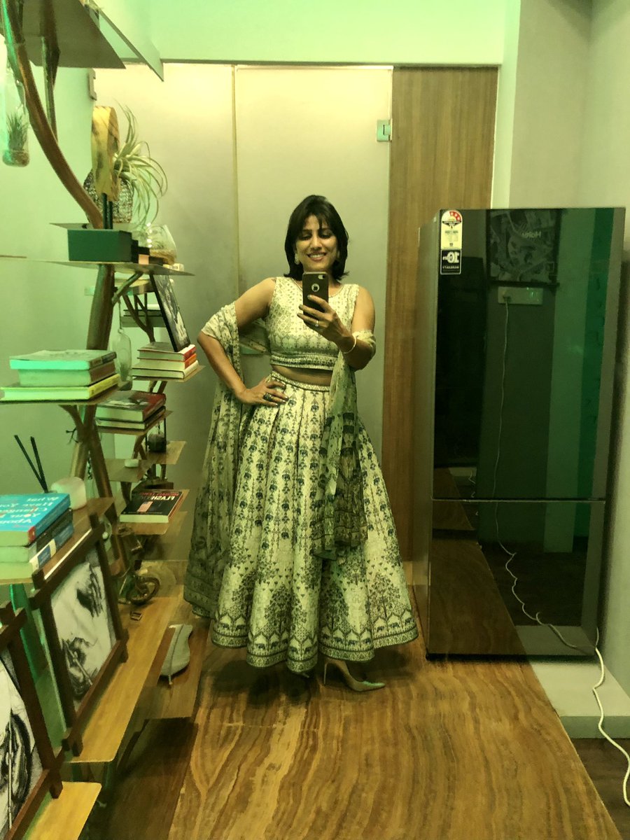 withoutthemind's tweet photo. Ignore me in d pic. Look at d fridge… just by his bed side! It has all kinds of sweets one can imagine:
-sondesh to kalakand
-Russian yogurt 2 mishti doi 
-chocolates 
-ice creams 2 what we called maal - cream with custard apple ( sharifa)

Sushant A Foodie https://t.co/JJDH6ACIAl