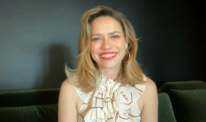 ktlaENT's tweet photo. ‘One Tree Hill’ fans might want to tune in to this podcast

@SamOnTV @BethanyJoyLenz 
https://t.co/5fkZmWfa2f https://t.co/3JKm3iZKQb