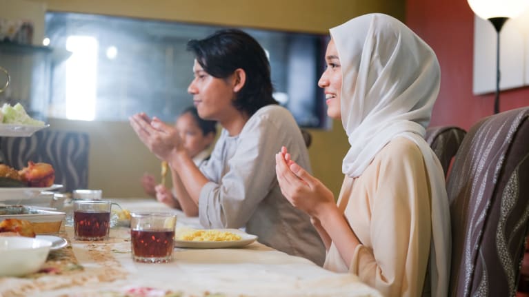 Supporting Muslim Employees During Ramadan. bit.ly/3ixC5H4 <a href="/SHRM/">SHRM</a> #SHRM <a href="/bymattjgonzales/">Matt Gonzales</a>