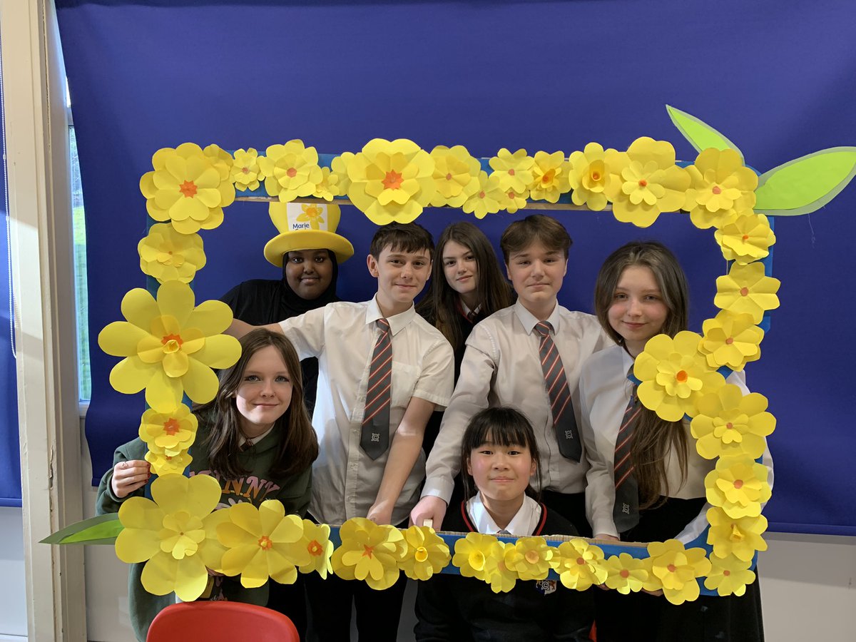 So proud of all our Y9 and  Y7 @cantonianhs students who took  part in  @MarieCurieCymru National Day of  Reflection. Their hard  work and  participation has  raised £185 for Marie Curie #ABrighterfuture #NationalDayofReflection #amazingstudents
