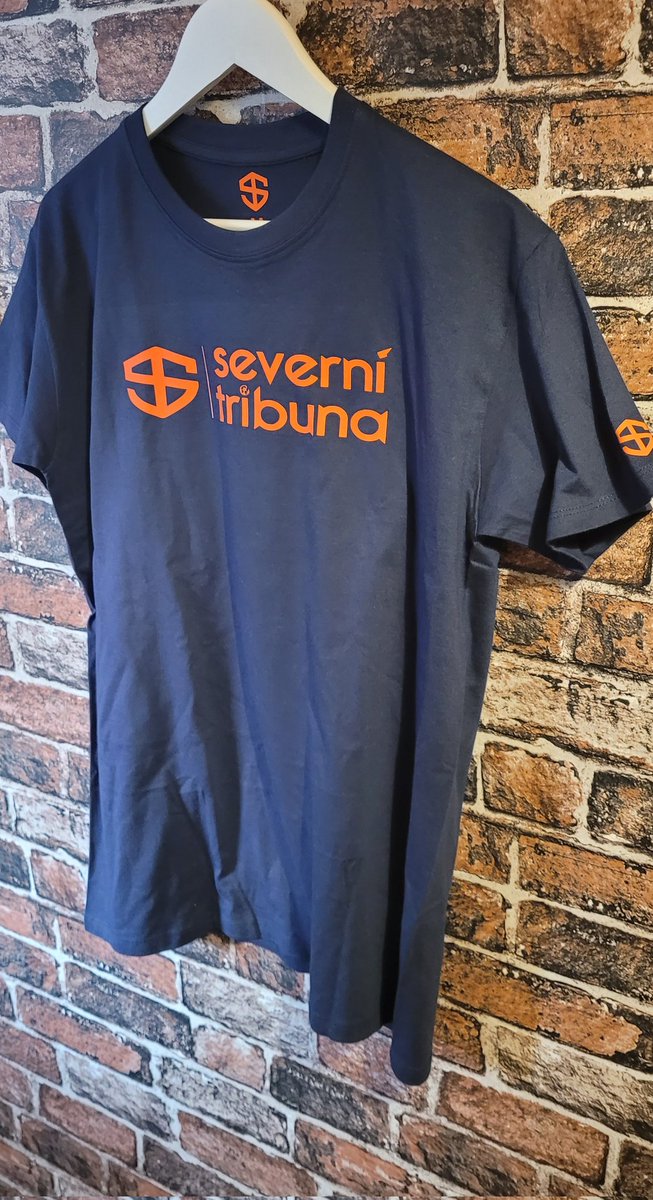 Sample are🔥🔥 sorry about the dodgy bloke in the picture 🤣
#severnitribuna #mensfashion #casuals #casualscene #casualstyle #terracewear #menstees #gymmotivation #newbusiness #indie #indipendantclothing #newbrand