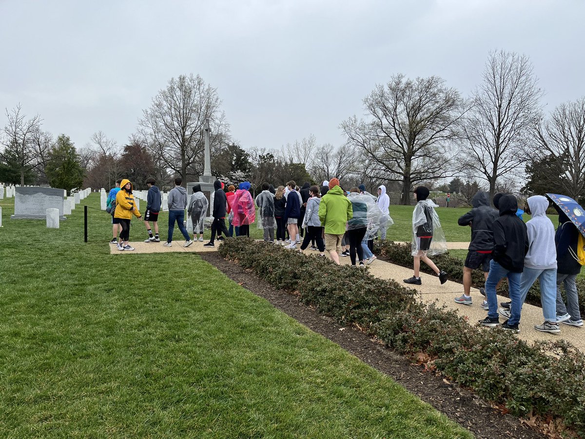MrTscienceguy's tweet photo. PentGon from the Arlington house #Bus3Rocks #HyattsDC2022 #Iamallwet https://t.co/6Xie6ZyP2g