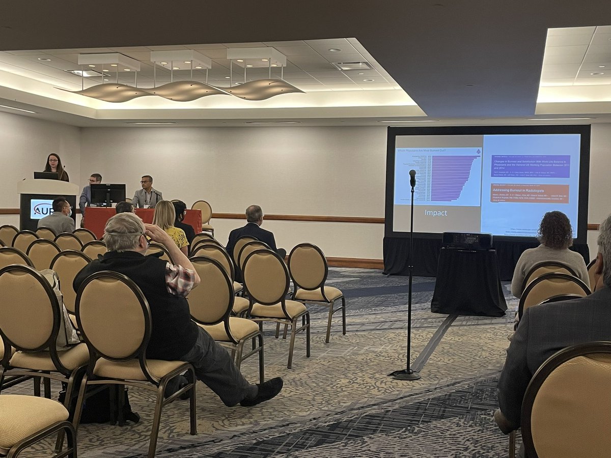 EmanMahdiMD's tweet photo. Great talk @Shahrzad_a1368 @AURtweet #AUR2022 https://t.co/WZJZoqMOWq