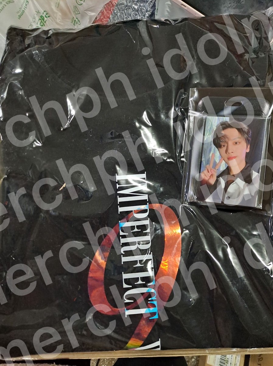 idolmerch_ph's tweet photo. UPDATES:

✅ Covernat Authentic Logo Hoodie Melange Gray
 (SF9 Dawon and SF9 Jaeyoon)
✅ Imperfect MD

These are all packed and to be shipped to PH this week. https://t.co/amLvlCAK7S
