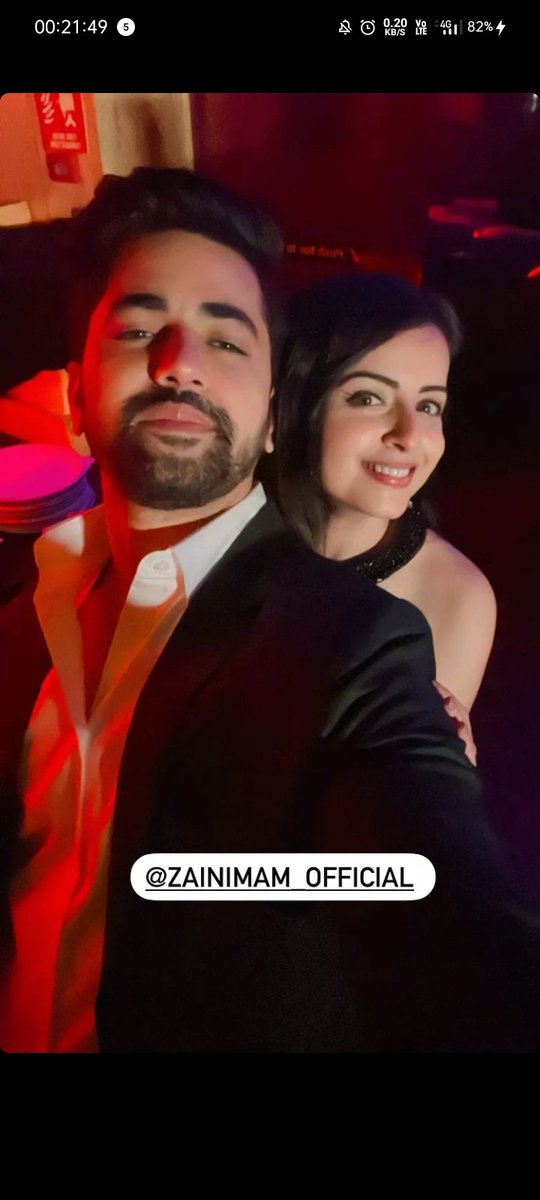 saarhairadha's tweet photo. Shrezain content midnight? Bring it on!

#shrenuparikh • #shrezain https://t.co/wJsvmGthmX