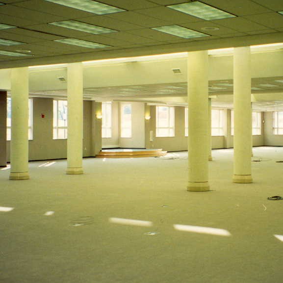 LoudounLibrary's tweet photo. Happy birthday #CascadesLibrary, which opened on this day in 1992 as the Eastern Loudoun Regional Library! 🎂 We hope you can join us to celebrate in '90s style Thursday-Sunday, with bodacious decorations, radical giveaways and a retro outdoor family storytime Saturday at 10 a.m. https://t.co/WMJIKruIyz