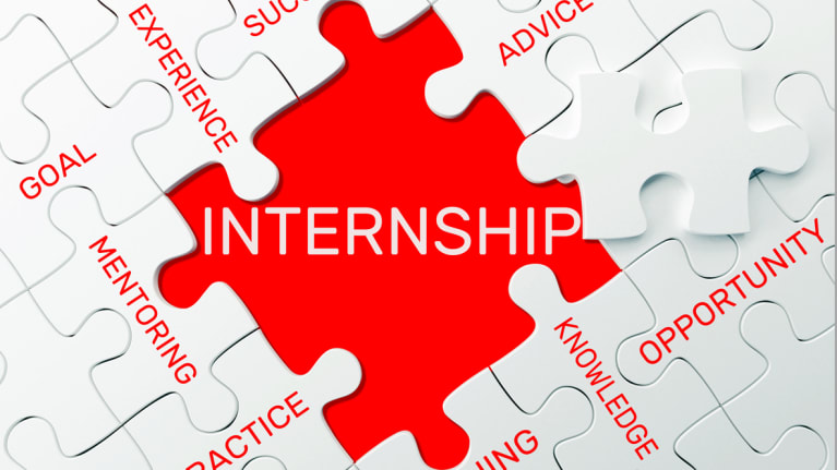 Looking for an Internship? Consider These Factors First. bit.ly/3uptmvS <a href="/SHRM/">SHRM</a> #SHRM <a href="/SHRMwriter/">KATHY GURCHIEK</a>