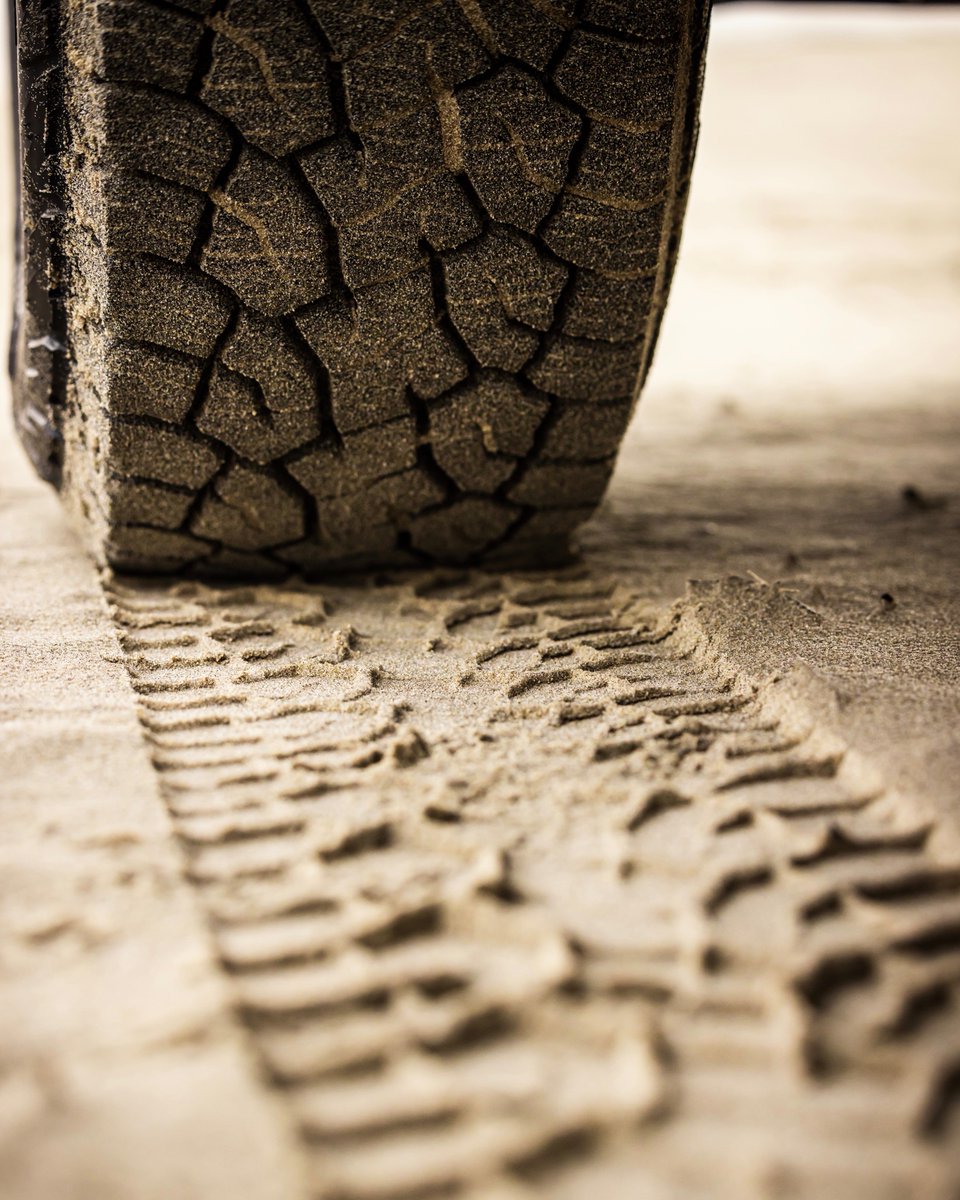 KumhoTireUSA's tweet photo. make your mark 

#RoadVenture #AT52  #KumhoTire https://t.co/HLrXTCluH4