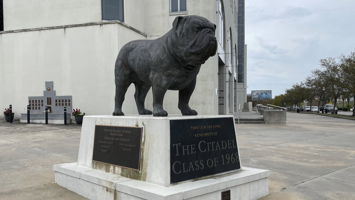 Passing through Charleston, /r/CFB had to stop by The Citadel: #FireThoseCannons