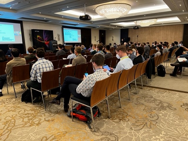 #OpticaHighBrightness22 is off to a great start, with speakers engaging audiences with new insights into state-of-the-art research in high-brightness sources!