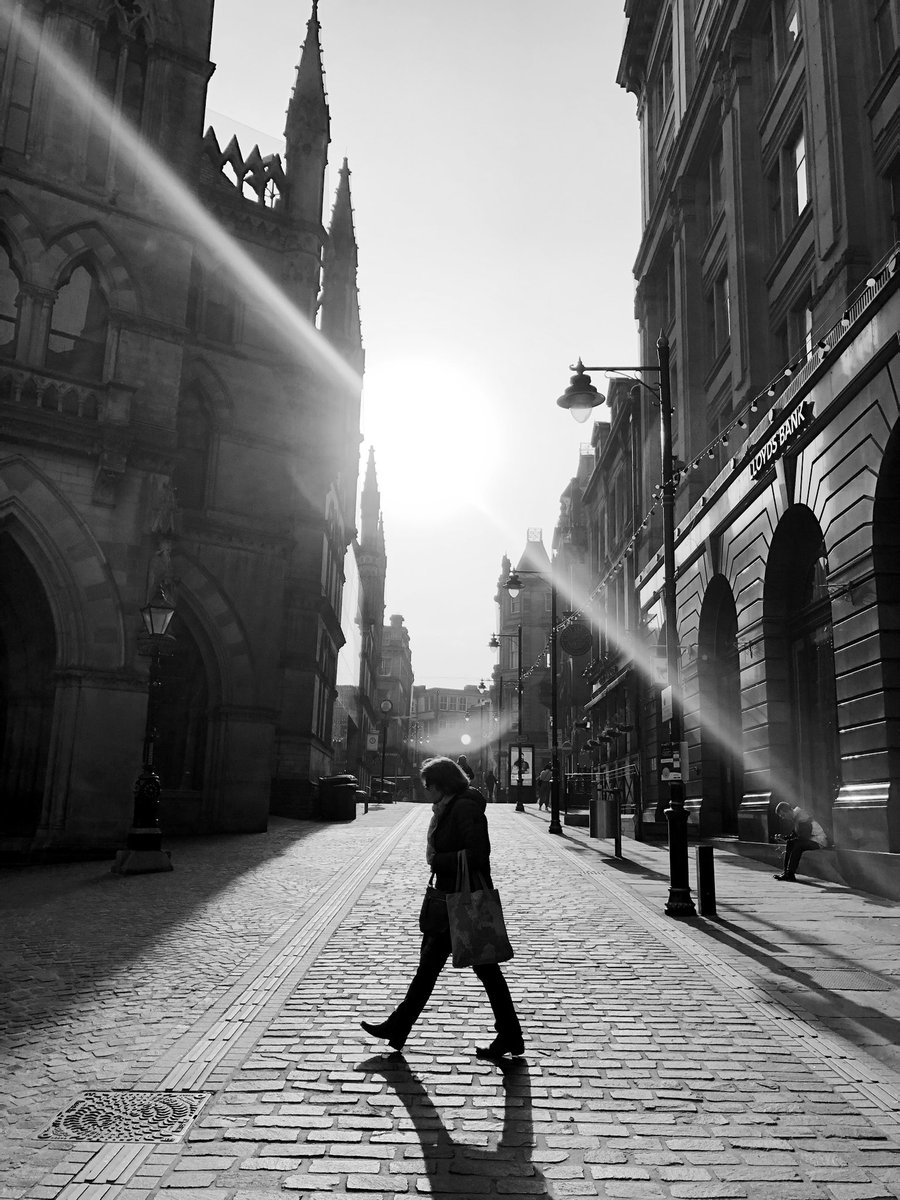 appertunity's tweet photo. #bradford #streetphotography #mobilephotography #streetcultbd #architecture #woolexchange https://t.co/32IFDikGE6