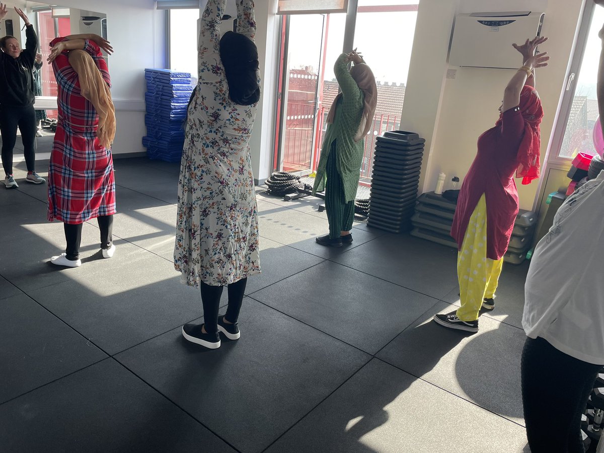 SBInterCentre's tweet photo. Great turn out for the fitness session-Wednesday -11-12. Our fitness ladies group is enthusiastic about getting fit, socialise &amp; improve their health &amp; wellbeing 
A mixture of:-
#resistancestrengthtraining
#cardiofitness 
#boxingcircuits 
#mentalhealth #healthandwellbeing https://t.co/VXG7qstJ04